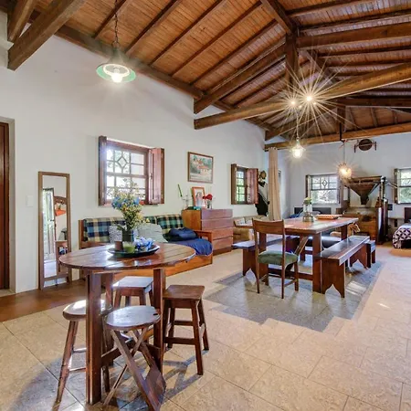 Hébergement de vacances Casa Do Moinho Rural Campo E , 9 Pessoas, Animais Benvindos *